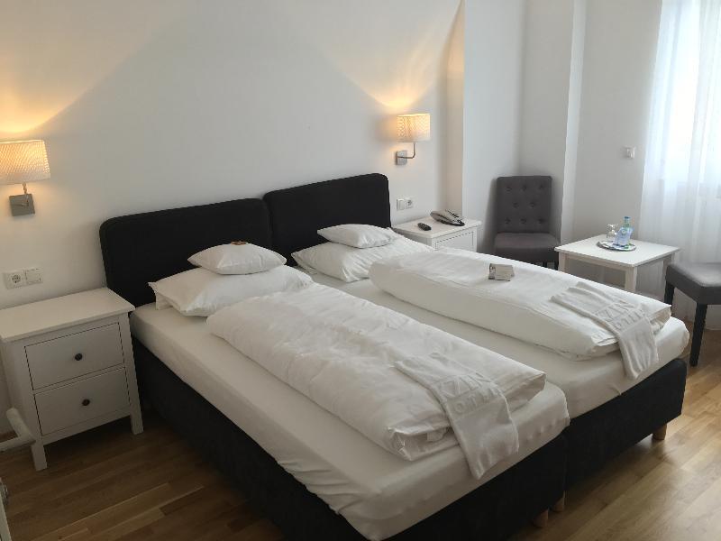 Hotel Am Hohenzollernplatz Бонн Екстер'єр фото