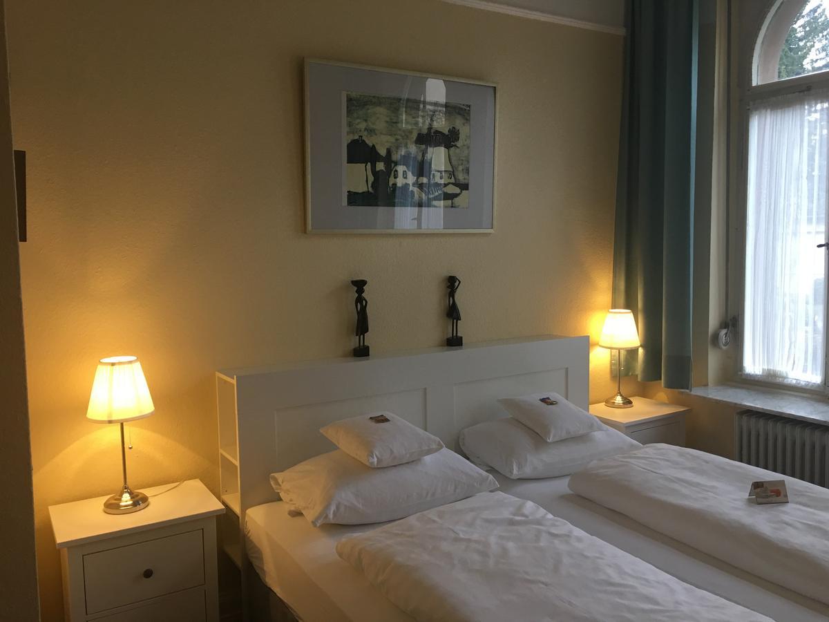 Hotel Am Hohenzollernplatz Бонн Екстер'єр фото